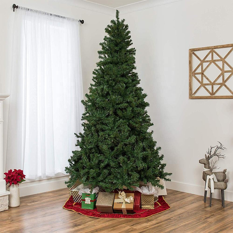 7.5ft Premium Spruce Hinged artificial christmas tree